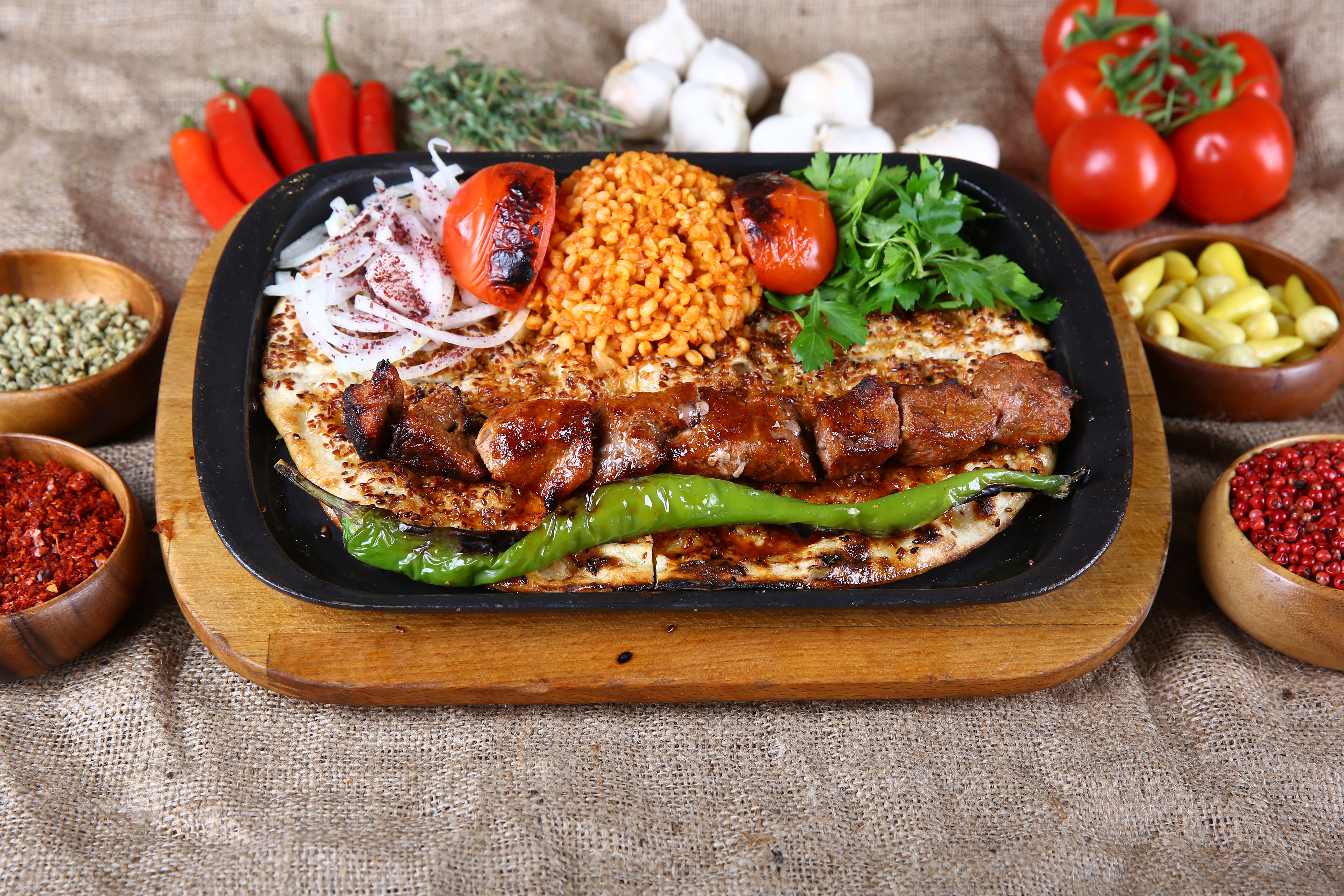 Espetada de Carneiro (Kuzu Şiş)