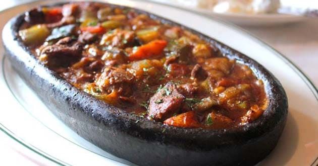 Caçarola de Carne (Güveç)