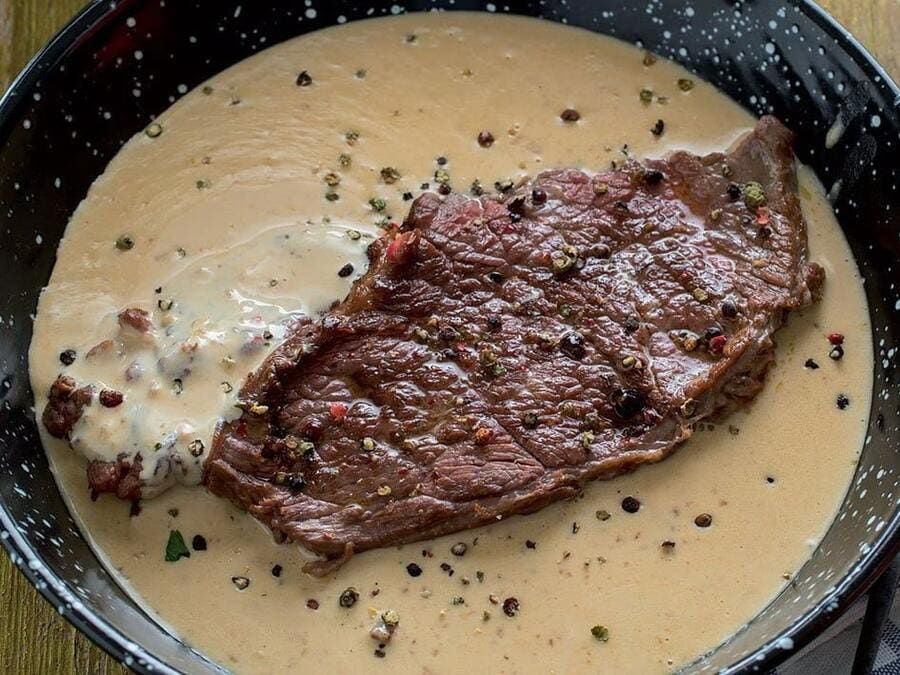 Bife com Pimenta Preta